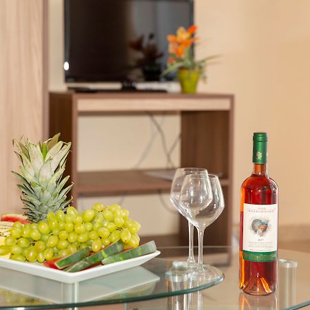 Alia Luxury Suites And Spa شاراكي المظهر الخارجي الصورة