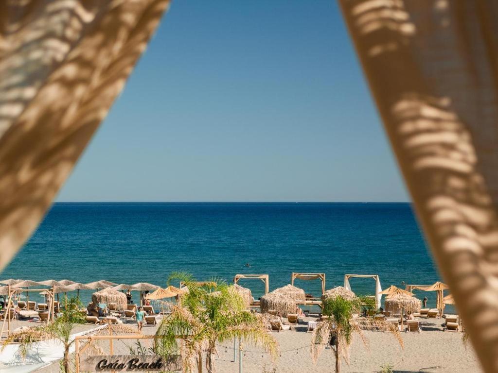 Alia Luxury Suites And Spa شاراكي المظهر الخارجي الصورة